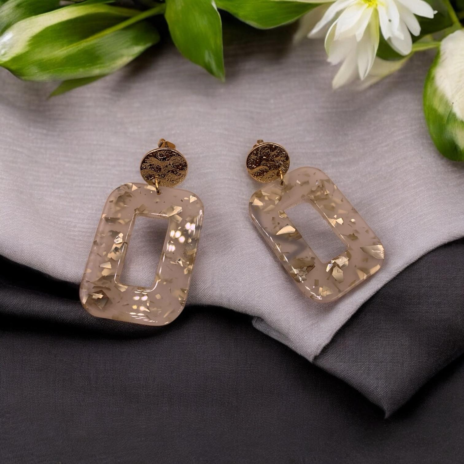 Les créas de Lynca Boucles d'oreilles Olivia Blanc Paillettes argenté