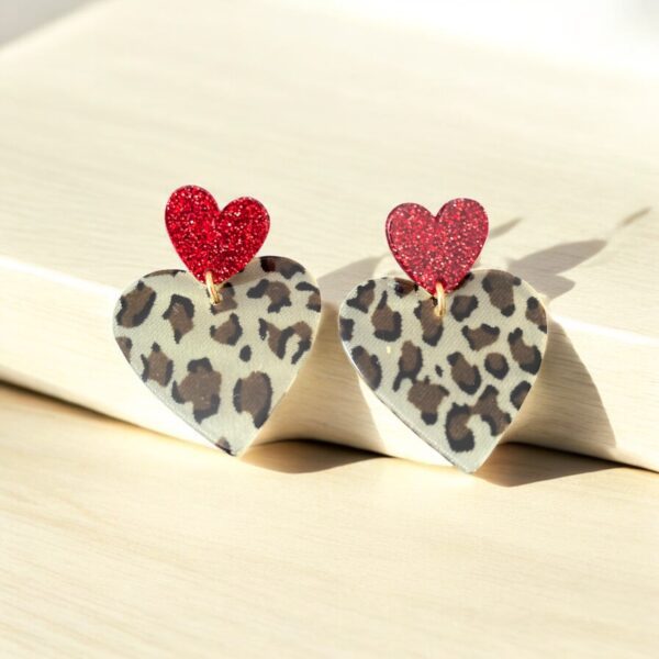 Boucles Alba cœur Guépard Marron/ cœur rouge pailleté