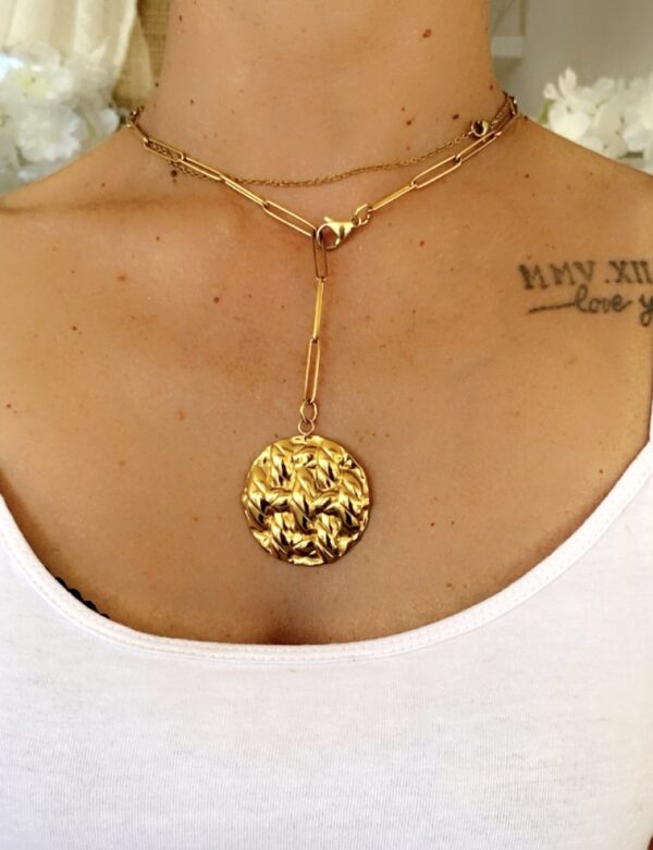 Collier Xena porté