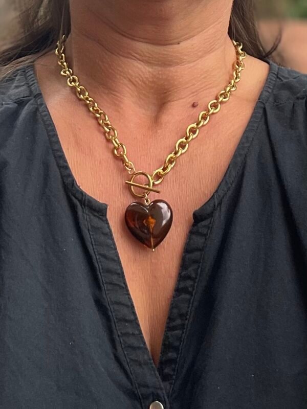 Collier Théa Ambré marron modèle